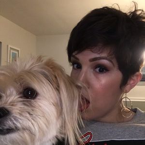 Meet your Posher, Amarylis